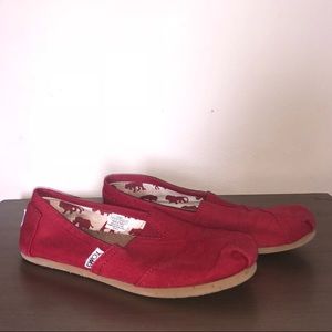 Toms Classic Canvas Slip-On Flats